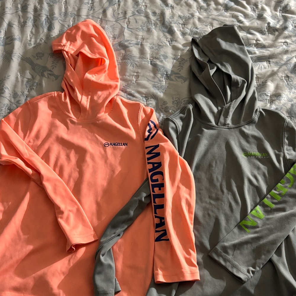 Magellan Outdoors Classic Fit Shirt - Peach & Gay Girl XS 6-7